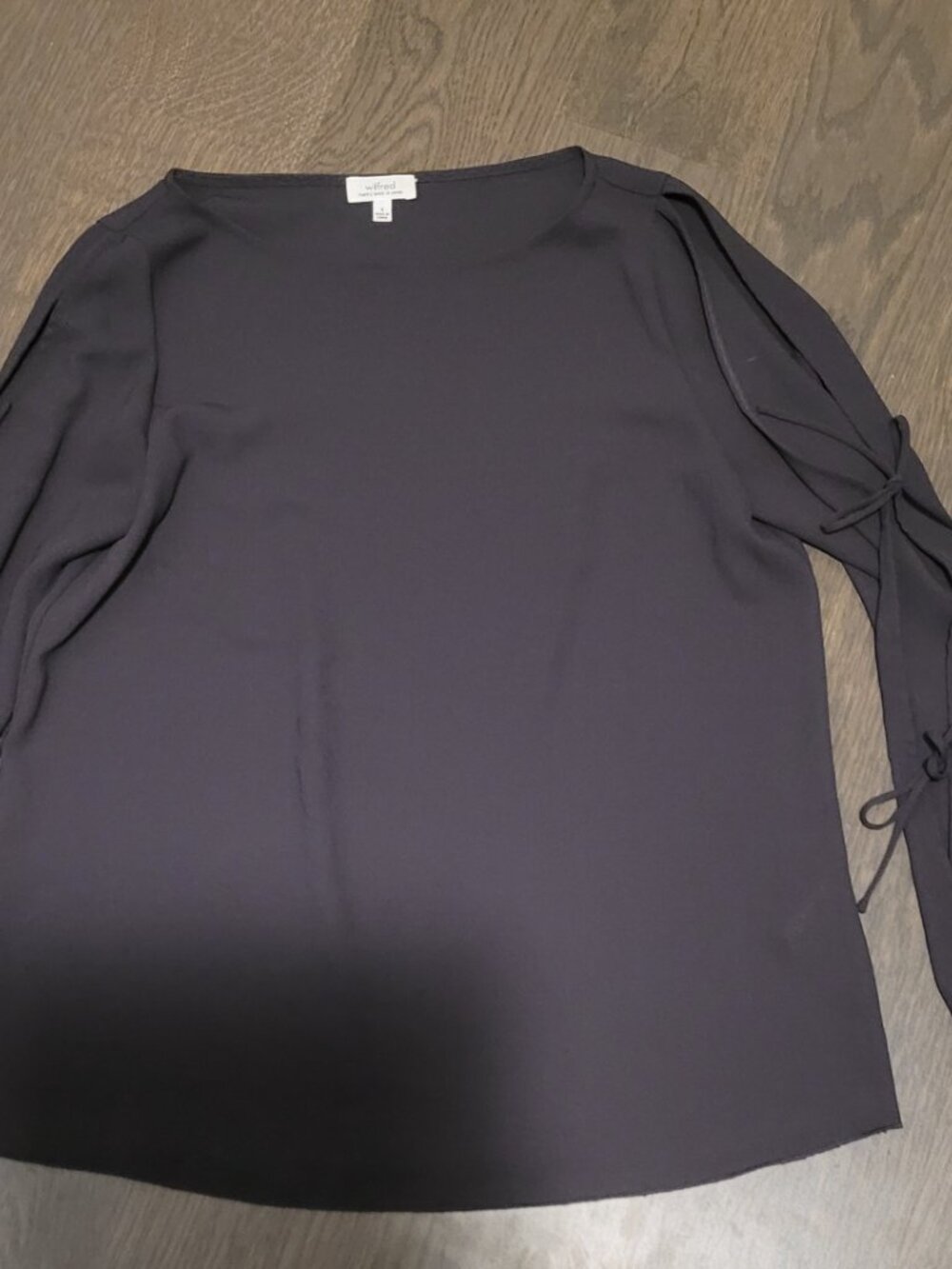 Aritzia Wilfred Pozzi Tie Sleeve Blouse - Picture 2 of 4